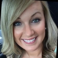 SALOON Employee Loraine Degroot's profile photo
