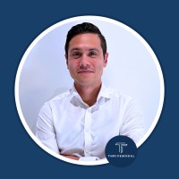 Thrive Modal Employee Oliver Ong's profile photo