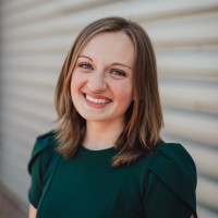 Emma Vandeneinde Email