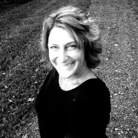Susie Smith Email & Phone Number