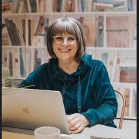 WHAT Women Create Employee Jo Packham's profile photo