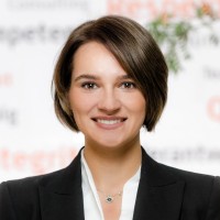 Dominika Danielak Email