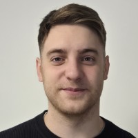 Petar Hajak Email
