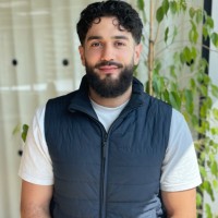 Hazem Akacha Email