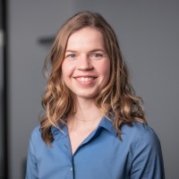 Julia Streit Email