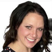 Ottawa Network for Education - Réseau d’Ottawa pour l’éducation Employee Stephanie Craze's profile photo
