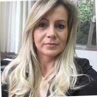 Juliana Saccá Email