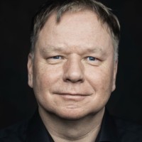 Dirk Thärichen Email