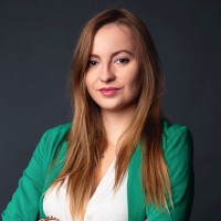 Angelika Balkan Email