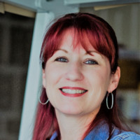 bALLIN’S LTD Employee Julia Donovan's profile photo