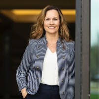 Advanced Energy Employee Emily Lunne's profile photo