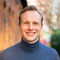 Julius Möller Email & Phone Number