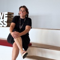 Marianne Hoogeveen Email