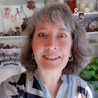 Suzanne Rahn Email & Phone Number