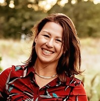 Lily Snyder Email & Phone Number