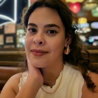 B3 Employee Amanda Souza's profile photo