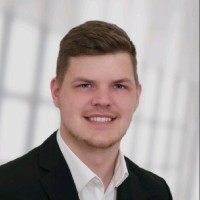 Tjorben Becker Email