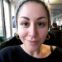 Anastasia Tzoanou Email