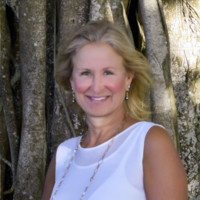 Lynn Wolf Email & Phone Number