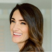 Long's Jewelers Employee Cecily Bowen's profile photo