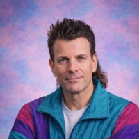 Björn Hinrichs Email & Phone Number