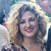 Notify Employee Mia Quijada's profile photo