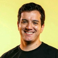 Grupo Alura Employee Adriano Almeida's profile photo