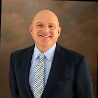 Osgood Bank Employee Les Lee's profile photo