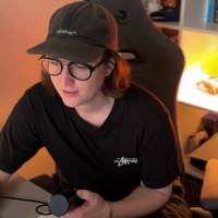 Подели Employee Roman Strekha's profile photo