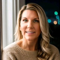 Mission Support and Test Services, LLC Employee Eileen S.'s profile photo