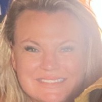 Crest Beverage LLC Employee Brandy Bowman's profile photo