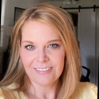 Kelly Maddox Email & Phone Number