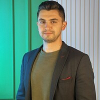 Whelp Employee Jeyhun Burzuyev's profile photo