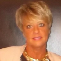 Unified World Communications Employee Julie Killeen's profile photo
