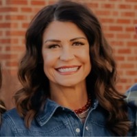 Lori Sinclair Email & Phone Number