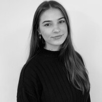 Unchained Robotics Employee Adriane Karbowski's profile photo