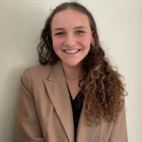 Luna Battaglia Email