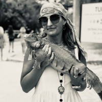 Nikki Cunningham Email & Phone Number