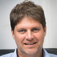 Email e telefono di Guy Spier