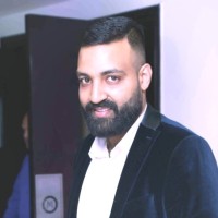 Zoom Into Web Employee Amit Verma's profile photo