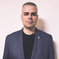 Uroš Dangubić Email