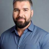 Gent Veselaj Email