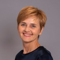 Sandra Svaljek Email