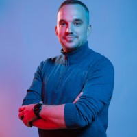 Tomislav Vuk Email
