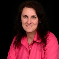 Idiane Decesaro Email