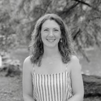 Angelika Davidson Email