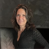 Elizabeth Williams Email & Phone Number