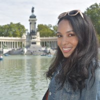 MovingWorlds Employee Julissa Ayala's profile photo