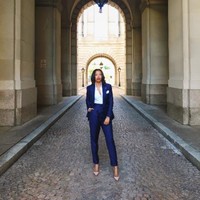 Danielle Holland Email & Phone Number