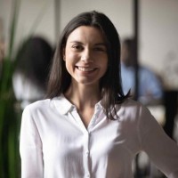 Daniela Lugo Email